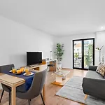 Bright With Balcony & Parking | Bonfim 公寓 波尔图