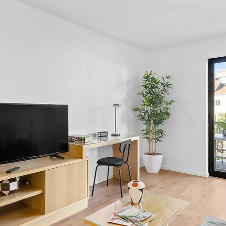 Bright With Balcony & Parking | Bonfim * Porto