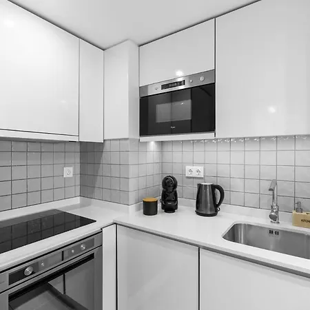 아파트 Bright With Balcony & Parking | Bonfim